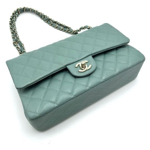 Chanel Women Pre-Loved Bag Very Good Condition - Picture 4 of 6